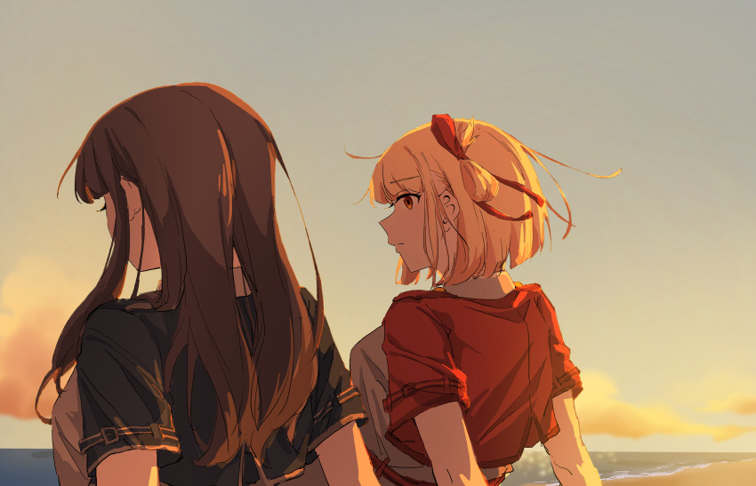 2girls absurdres beach black_hair blonde_hair blue_dress bob_cut breasts closed_mouth cloud collared_shirt commentary dress english_commentary fafayu from_behind grey_dress hair_ribbon highres horizon inoue_takina large_breasts long_hair looking_at_another lycoris_recoil lycoris_uniform medium_breasts multiple_girls nishikigi_chisato ocean one_side_up outdoors red_dress red_eyes red_ribbon ribbon shirt short_sleeves sidelocks sky sunset two-tone_dress upper_body white_shirt yuri