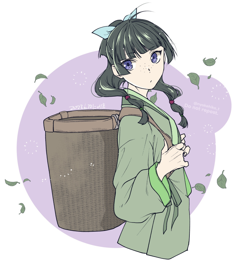 1girl absurdres backpack_basket basket blue_bow blunt_bangs bow chinese_clothes closed_mouth freckles green_hair green_shirt hair_bow highres holding_strap kusuriya_no_hitorigoto leaf long_hair long_sleeves looking_at_viewer maomao_(kusuriya_no_hitorigoto) purple_eyes shirt solo takehide upper_body wind