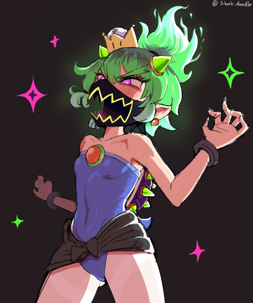 1girl ass_visible_through_thighs black_background blue_leotard bowsette_jr. breasts commentary_request covered_navel crown doodle_shark earrings fiery_hair fingernails green_hair green_horns highres horns jewelry korean_commentary leotard mario_(series) mask mixed-language_commentary mouth_mask new_super_mario_bros._u_deluxe petite pink_eyes pointy_ears sharp_fingernails small_breasts solo sparkle spiked_shell strapless strapless_leotard super_crown twitter_username