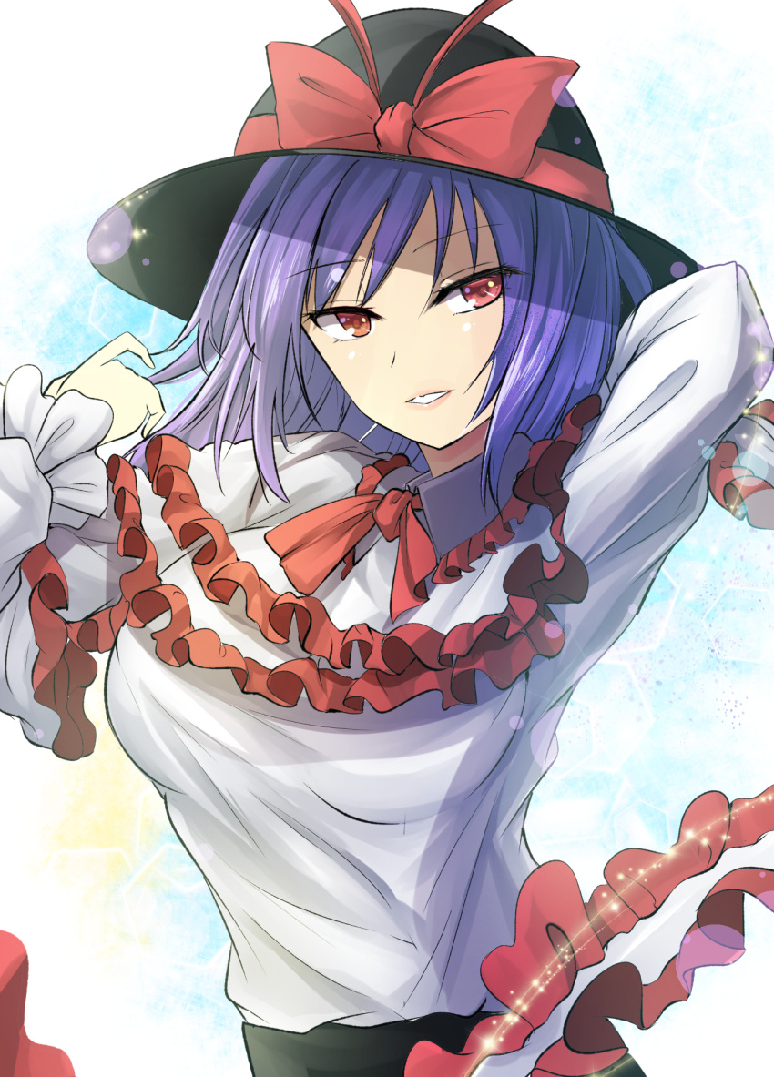 1girl black_headwear bow capelet frilled_capelet frills hat hat_bow highres long_sleeves looking_at_viewer medium_hair nagae_iku purple_hair red_eyes shirt smile solo teeth touhou upper_body white_shirt y2