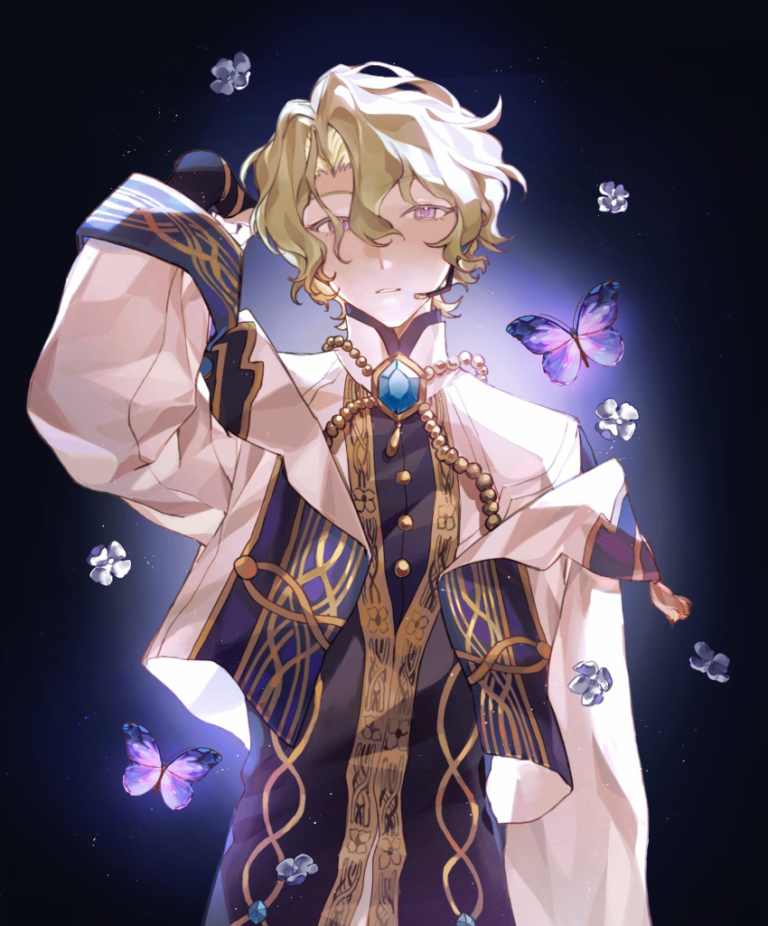 1boy beads black_background black_gloves black_vest blonde_hair blue_gemstone brooch bug butterfly buttons collared_jacket commentary ensemble_stars! eyelashes fingerless_gloves floral_print flower gem gloves gold_trim hair_over_one_eye hand_in_own_hair highres jacket jewelry komatsu2536 layered_sleeves light_frown long_sleeves looking_at_viewer male_focus mouthpiece open_mouth purple_eyes short_hair symbol-only_commentary teeth tomoe_hiyori upper_body vest wavy_hair white_jacket wide_sleeves