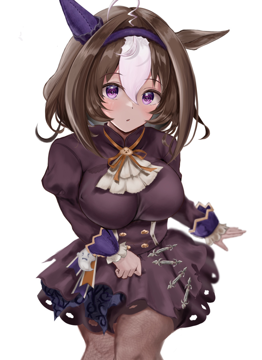 1girl @_@ ahoge animal_ears breasts brown_hair commentary_request days_in_a_flash_(umamusume) dress hair_between_eyes halloween_costume hat headband highres horse_ears horse_girl large_breasts long_sleeves looking_at_viewer meisho_doto_(dot-o'-lantern)_(umamusume) meisho_doto_(umamusume) multicolored_hair no_headwear official_alternate_costume pantyhose puffy_sleeves purple_dress purple_eyes simple_background solo streaked_hair umainu_2002 umamusume white_background white_hair
