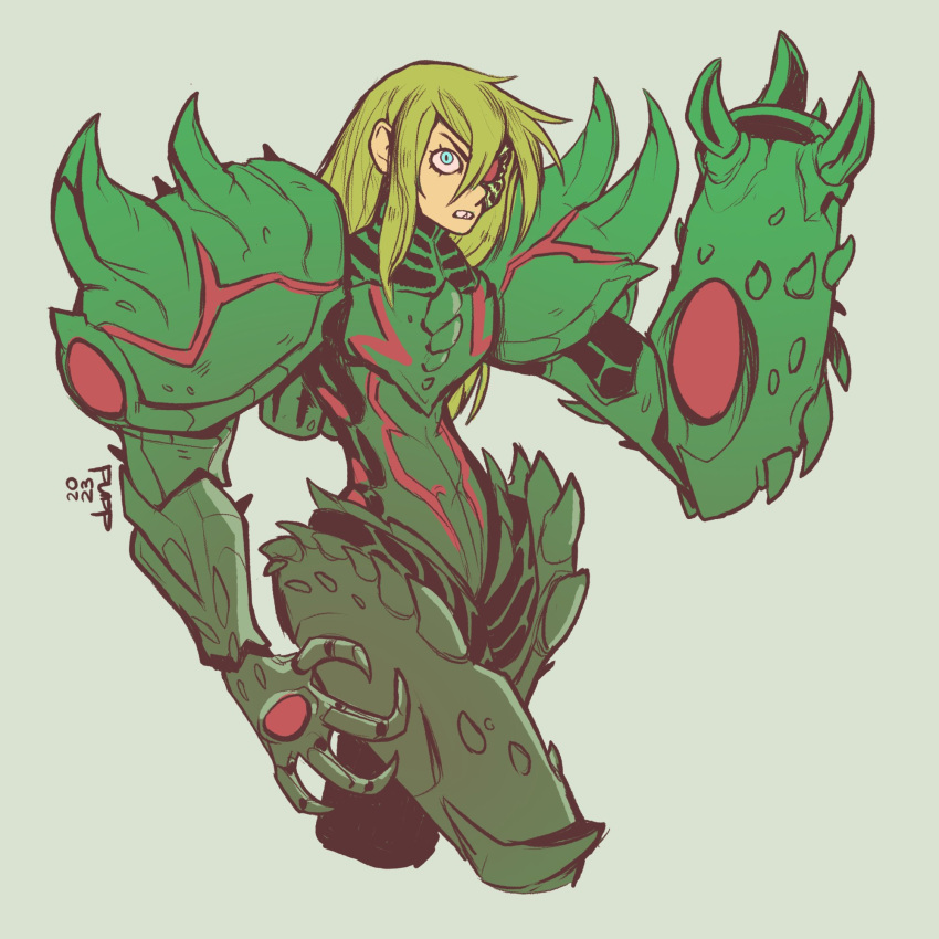 1girl 2023 armor blonde_hair blue_eyes claws dand_axolotl english_commentary frown grey_background hair_over_one_eye highres long_hair metroid metroid_dread metroid_suit samus_aran shoulder_armor shoulder_spikes signature simple_background solo spikes