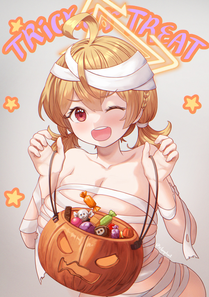 1girl ahoge blonde_hair blue_archive braid breasts cleavage collarbone elanphant grey_background hair_between_eyes halloween halloween_costume halo highres kotori_(blue_archive) large_breasts long_hair mummy_costume one_eye_closed open_mouth red_eyes short_twintails smile solo star_(symbol) teeth trick_or_treat twintails upper_body upper_teeth_only yellow_halo