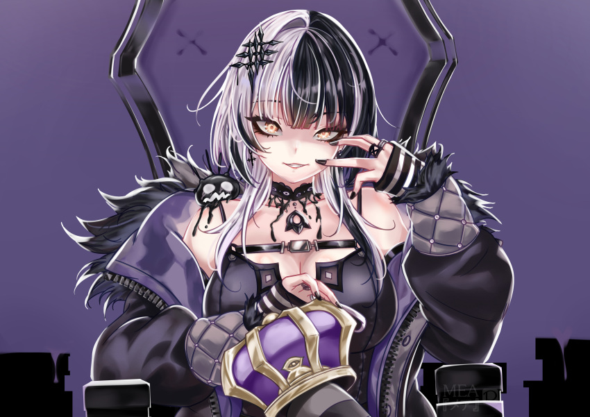 1girl absurdres black_choker black_coat black_dress black_gloves black_hair black_nails breasts chest_belt choker cleavage coat crown dress fur-trimmed_dress fur_trim gloves highres hololive hololive_english king_(vocaloid) lace-trimmed_choker lace_trim large_breasts looking_at_viewer mea_(manami030) multicolored_hair nail_polish purple_background shiori_novella smile split-color_hair striped striped_gloves virtual_youtuber white_hair yellow_eyes yorick_(shiori_novella)