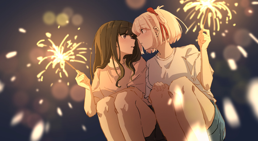 2girls absurdres black_hair black_shorts blonde_hair blue_shorts blurry blush bob_cut bokeh chinese_commentary closed_mouth commentary depth_of_field eye_contact fafayu fireworks hair_ribbon highres holding_fireworks inoue_takina long_hair looking_at_another lycoris_recoil multiple_girls night nishikigi_chisato one_side_up parted_lips purple_eyes red_eyes red_ribbon ribbon shirt short_hair short_sleeves shorts sidelocks sparkler squatting t-shirt white_shirt yuri