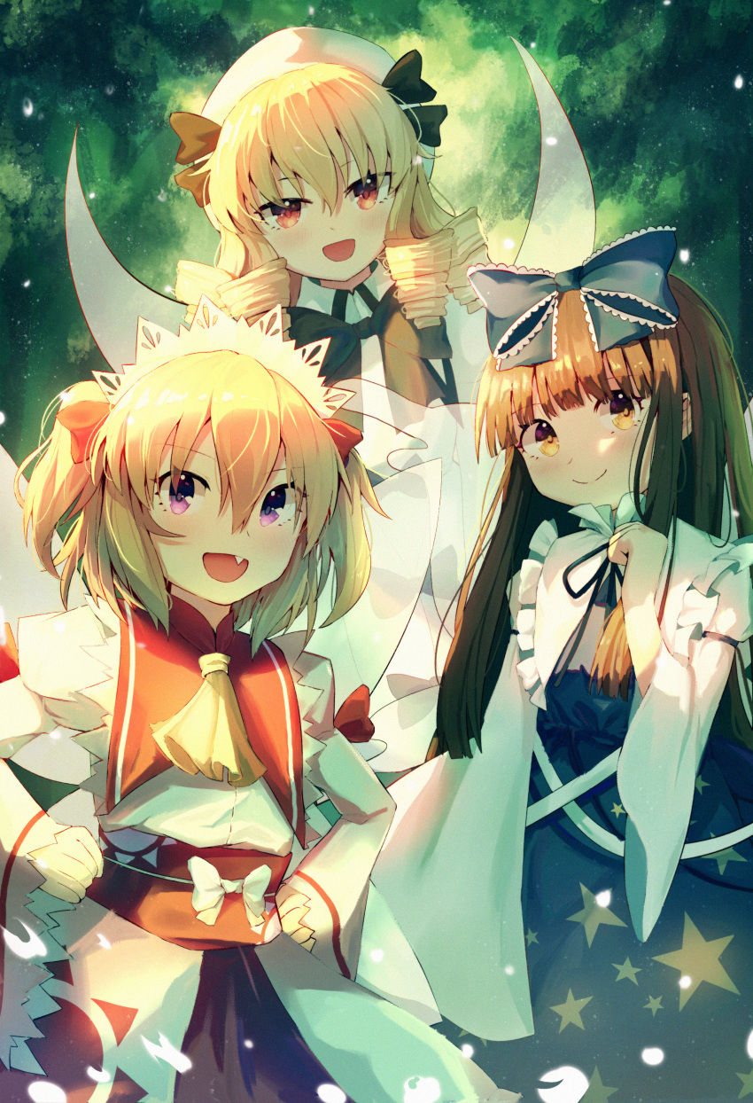 3girls absurdres blonde_hair blue_bow blue_dress blush bow brown_eyes brown_hair cibiscuit closed_mouth dress fairy fairy_wings fang hair_between_eyes hair_bow hat headdress highres long_hair long_sleeves looking_at_viewer luna_child multiple_girls open_mouth orange_hair purple_eyes red_eyes short_hair smile star_(symbol) star_print star_sapphire sunny_milk touhou two_side_up white_dress white_headwear wide_sleeves wings