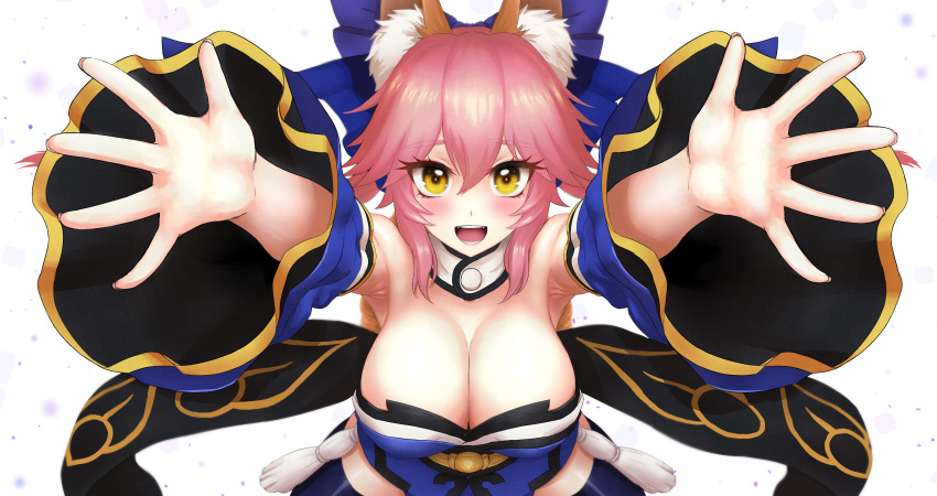 1girl animal_ear_fluff animal_ears armpits blue_bow blue_kimono blue_thighhighs bow breasts cleavage detached_collar detached_sleeves fate/extra fate_(series) fox_ears fox_girl fox_tail hair_bow highres japanese_clothes kimono large_breasts looking_at_viewer outstretched_arm pink_hair solo sphere-stc split_ponytail tail tamamo_(fate) tamamo_no_mae_(fate/extra) thighhighs yellow_eyes