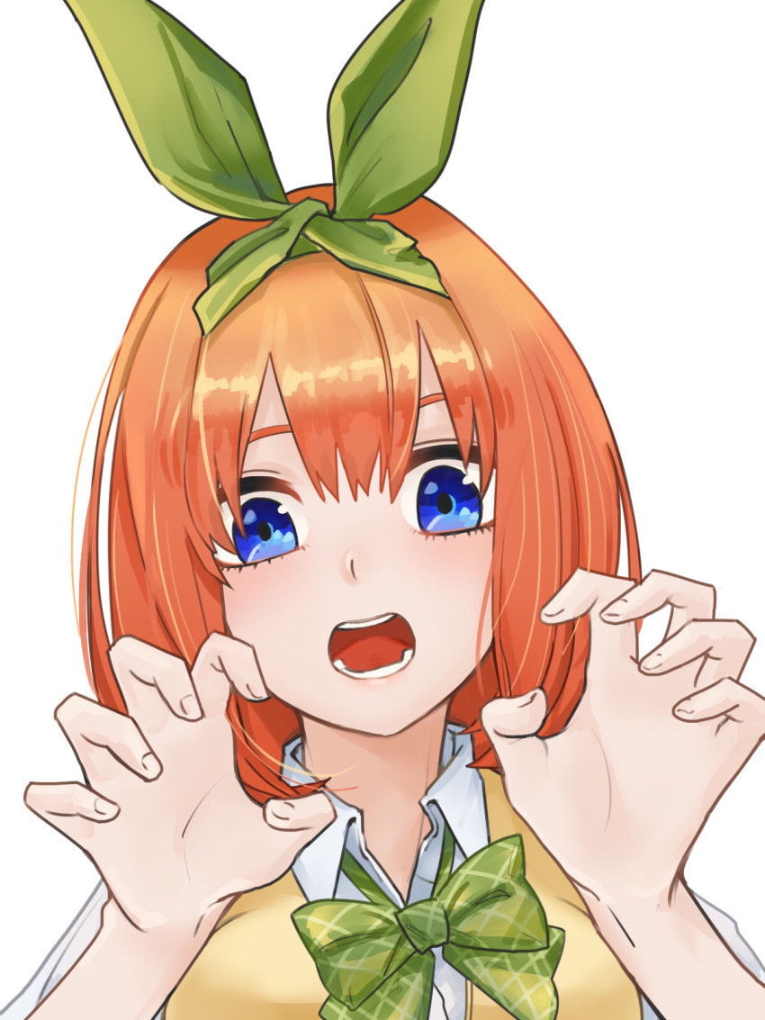 1girl blue_eyes blush bow claw_pose close-up collared_shirt commentary_request double-parted_bangs eyebrows_hidden_by_hair gao go-toubun_no_hanayome green_bow hair_between_eyes hair_ribbon hands_up highres looking_at_viewer medium_hair nakano_yotsuba open_mouth orange_hair partial_commentary plaid plaid_bow ribbon school_uniform shirt simple_background solo straight_hair sweater_vest teeth thino0203 white_background white_shirt yellow_sweater_vest