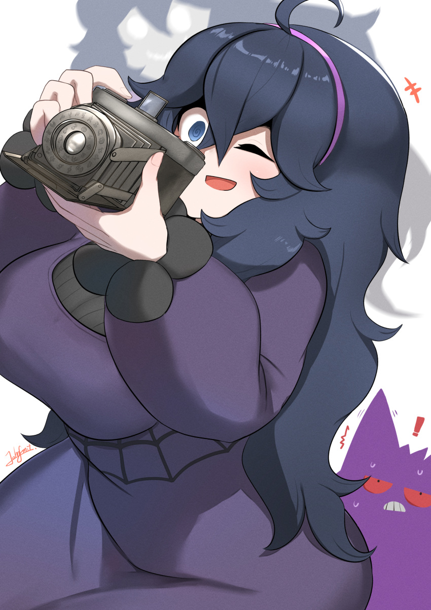 ! 1girl @_@ ahoge alternate_breast_size black_hair blush breasts camera commentary dress gengar ghost hair_between_eyes hairband hex_maniac_(pokemon) highres holding holding_camera huge_breasts john_(a2556349) long_hair messy_hair one_eye_closed open_mouth pokemon pokemon_(creature) pokemon_(game) pokemon_xy purple_eyes purple_hair purple_hairband simple_background smile