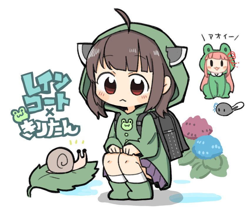 2girls :&lt; :3 ahoge alternate_costume animal_costume animalization backpack bag black_bag blade blue_flower blue_ribbon blunt_bangs blush boots brown_hair character_name chibi chibi_inset coat commentary_request ebi_gohan flower frog_brooch frog_costume green_coat green_footwear hair_ribbon headgear headgear_through_hood highres hood hooded_coat hydrangea kotonoha_akane kotonoha_aoi long_hair looking_at_animal multiple_girls pink_flower pink_hair pleated_skirt puddle purple_skirt raincoat randoseru red_eyes red_ribbon ribbon rubber_boots skirt snail socks solid_oval_eyes squatting tadpole touhoku_kiritan translation_request voiceroid white_socks