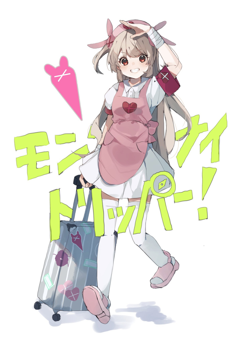 &gt;_&lt; 1girl apron arm_up bandaged_wrist bandages blush collared_dress dress full_body gominami grin hair_ornament hat heart heart_print highres holding holding_suitcase light_brown_hair long_hair looking_at_viewer natori_sana nurse_cap open_mouth pink_apron pink_headwear pocket puffy_short_sleeves puffy_sleeves rabbit_hair_ornament red_eyes rolling_suitcase sana_channel short_sleeves slippers smile solo song_name standing suitcase thighhighs two_side_up virtual_youtuber walking white_background white_dress white_thighhighs