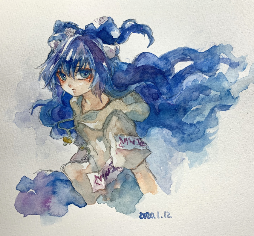 1girl absurdres blue_bow blue_eyes blue_hair bow closed_mouth dated debt hair_bow highres hood hood_down hoodie long_hair looking_at_viewer one-hour_drawing_challenge painting_(medium) shiroma_(mamiko) short_sleeves simple_background solo touhou traditional_media very_long_hair watercolor_(medium) white_background yorigami_shion