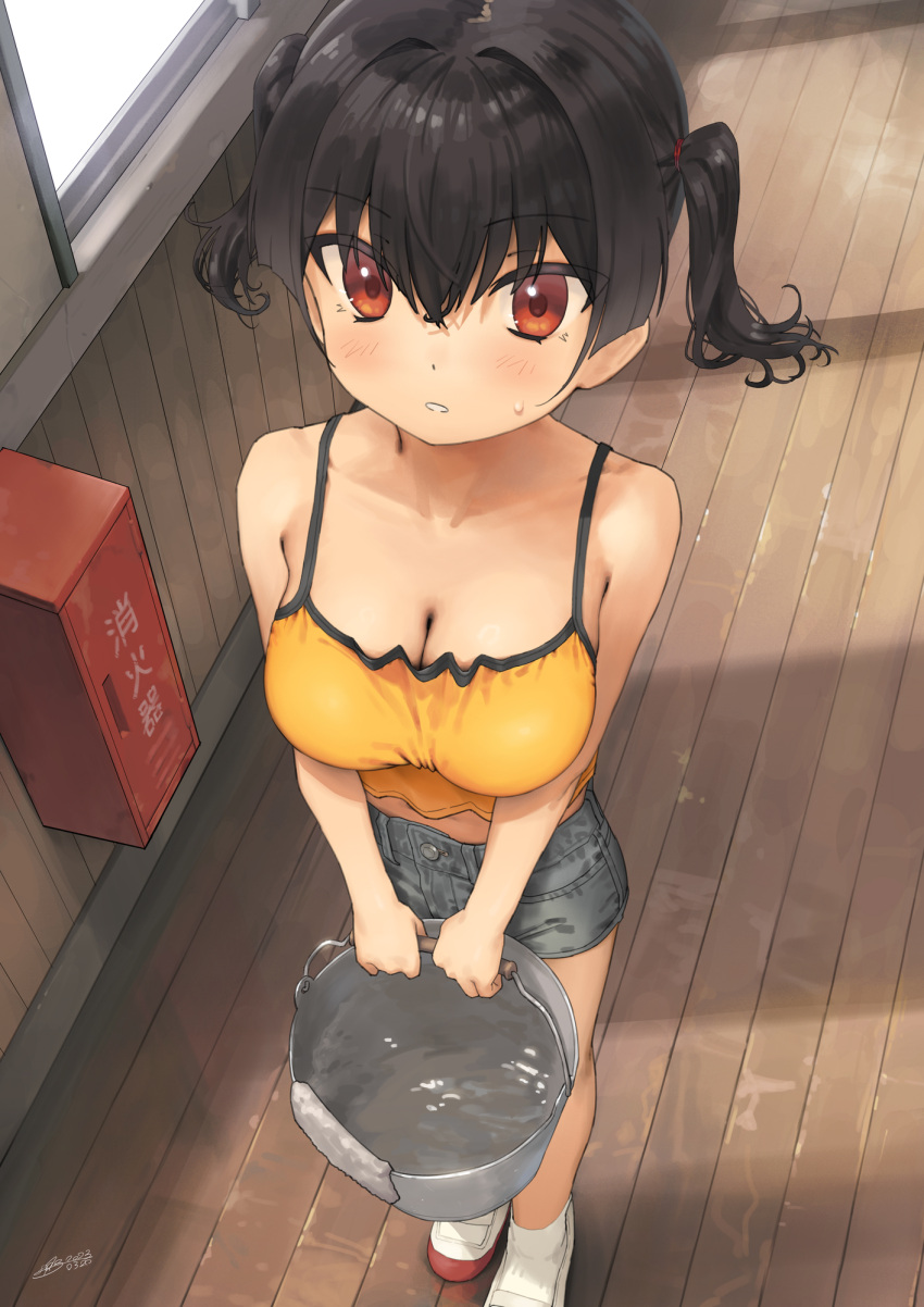 1girl black_hair blush breasts bucket camisole cleavage commentary_request gaki_kyonyuu grey_shorts hair_between_eyes highres holding holding_bucket kaedeko_(kaedelic) large_breasts looking_at_viewer midriff oppai_loli red_eyes sasaki_kanna_(kaedeko) short_hair shorts signature socks solo standing twintails water white_socks window wooden_floor yellow_camisole