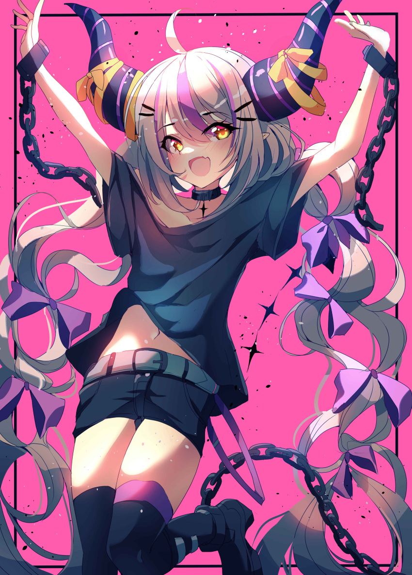 1girl absurdres ahoge ascot baggy_clothes belt black_footwear black_horns black_shirt black_shorts black_thighhighs boots braid braided_bangs chain collar commentary demon_girl demon_horns highres hololive horns la+_darknesss long_hair looking_at_viewer metal_collar multicolored_hair navel open_mouth pink_background pointy_ears purple_hair purple_horns shirt short_sleeves shorts solo streaked_hair striped_horns the0neulost thighhighs very_long_hair virtual_youtuber wrist_cuffs yellow_ascot yellow_eyes