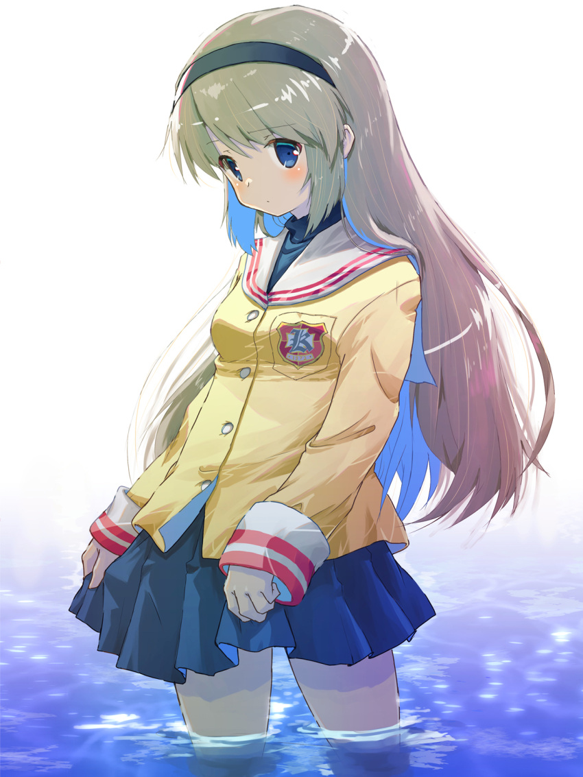 akayama_yukihe black_hairband blue_eyes blue_skirt clannad grey_hair hairband highres hikarizaka_private_high_school_uniform jacket pleated_skirt sailor_collar sakagami_tomoyo school_uniform simple_background skirt skirt_hold turtleneck undershirt wading water white_background white_sailor_collar yellow_jacket