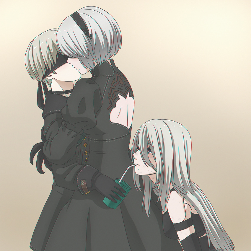 1boy 2girls back_cutout black_blindfold black_dress black_gloves black_hairband blindfold blue_eyes clothing_cutout dress drinking drinking_straw eyebrows_hidden_by_hair gloves grey_background grey_hair hair_between_eyes hairband hetero highres holding hug kiss long_hair mole mole_under_mouth multiple_girls nier:automata nier_(series) shirl_geem short_hair shoulder_blades straight_hair yorha_no._2_type_b yorha_no._9_type_s yorha_type_a_no._2