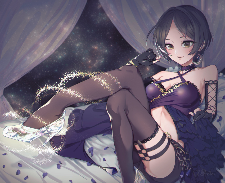 1girl absurdres bed_sheet black_hair black_thighhighs blush breasts cleavage collarbone crescent crescent_earrings earrings elbow_gloves glass_slipper gloves hayami_kanade highres idolmaster idolmaster_cinderella_girls idolmaster_cinderella_girls_starlight_stage jewelry knees_up looking_at_object medium_breasts milky_way parted_bangs partially_fingerless_gloves short_hair smile solo star_(sky) thighhighs tsukota