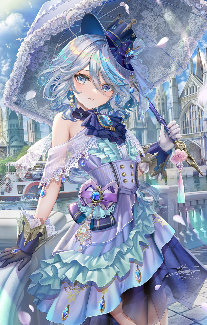 1girl alternate_costume ascot asymmetrical_gloves blue_dress blue_eyes blue_hair blue_headwear blush breasts brooch dress earrings furina_(genshin_impact) genshin_impact gloves grey_hair hair_between_eyes hat highres holding holding_umbrella jewelry looking_at_viewer mismatched_gloves multicolored_hair parasol short_hair small_breasts solo streaked_hair swept_bangs top_hat torino_aqua two-tone_hair umbrella white_hair