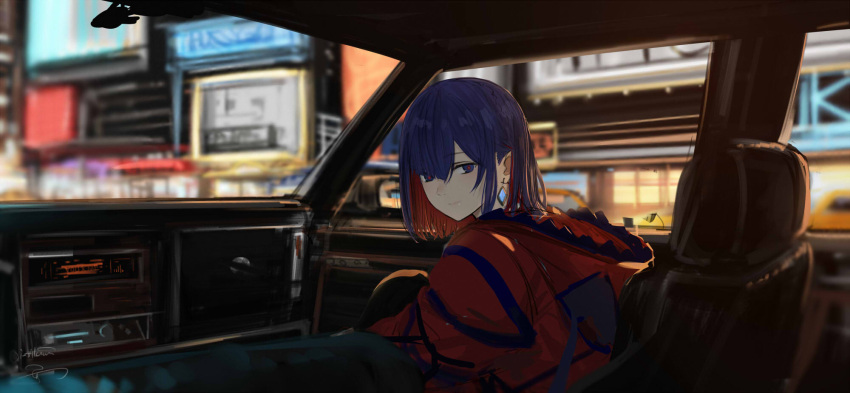 1girl blue_eyes blue_hair blue_jacket blurry blurry_background car_interior city closed_mouth colored_inner_hair diamond_earrings earrings from_behind hair_over_one_eye half-closed_eyes highres isshiki_(ffmania7) jacket jewelry kamitsubaki_studio knee_up leaning_forward left-hand_drive light_smile long_sleeves looking_at_viewer looking_back multicolored_clothes multicolored_eyes multicolored_hair multicolored_jacket red_eyes red_hair red_jacket rim_(kamitsubaki_studio) sidelighting signature sitting solo upper_body virtual_youtuber yellow_pupils