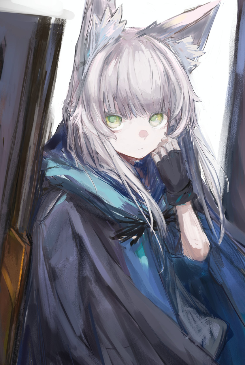 :/ absurdres animal_ear_fluff animal_ears arknights black_cloak black_gloves cat_ears cat_girl cloak fingerless_gloves gloves green_eyes grey_hair hair_intakes highres hood hood_down hooded_cloak infection_monitor_(arknights) looking_at_viewer medium_hair piennamekuzi rosmontis_(arknights)