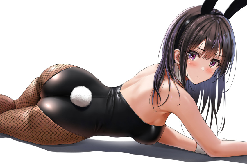 1girl :o animal_ears ass backless_leotard black_hair black_leotard blush breasts commentary_request detached_collar fake_animal_ears fake_tail fishnet_pantyhose fishnets from_behind highres large_breasts leotard long_hair looking_at_viewer lying on_side original paid_reward_available pantyhose parted_lips playboy_bunny purple_eyes rabbit_ears rabbit_tail shadow simple_background solo strapless strapless_leotard tail twisted_torso white_background yukemuriganmo