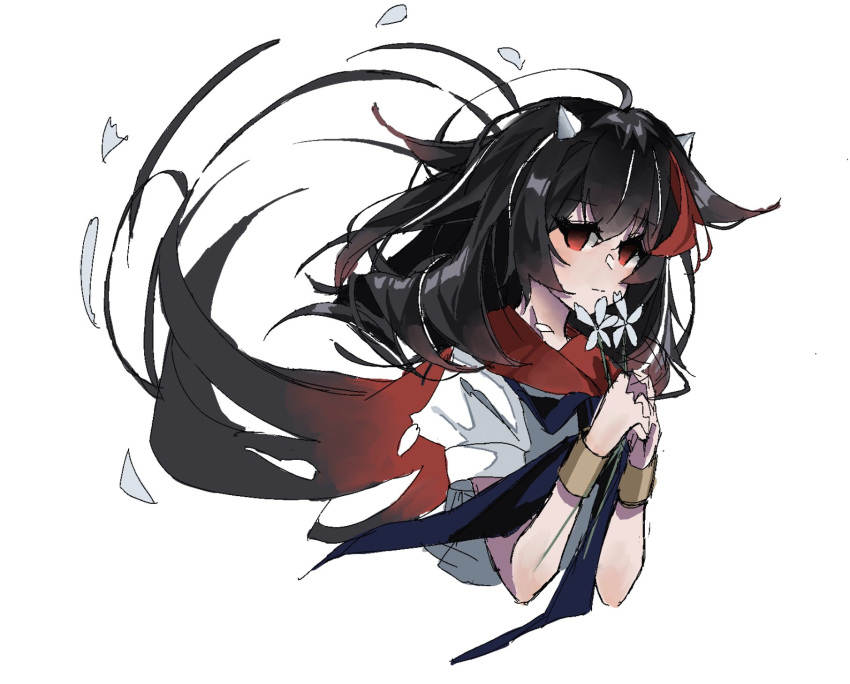 1girl black_hair bracelet closed_mouth commentary cropped_torso flower highres holding holding_flower horns jewelry kijin_seija looking_at_viewer medium_hair multicolored_hair one-hour_drawing_challenge red_eyes red_hair short_sleeves simple_background solo streaked_hair touhou white_background white_flower white_hair zerocf155