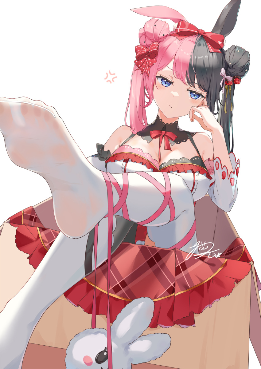 1girl absurdres animal_ears blue_eyes breasts double_bun earrings food-themed_earrings food-themed_hair_ornament hair_bun hair_ornament highres iris_black_games jewelry large_breasts leg_ribbon multicolored_hair off_shoulder okishiro pink_hair rabbit_ears red_ribbon ribbon see-through_socks split-color_hair strawberry_earrings strawberry_hair_ornament tachibana_hinano_(vtuber) thighhighs two-tone_hair two_side_up virtual_youtuber vspo! white_thighhighs