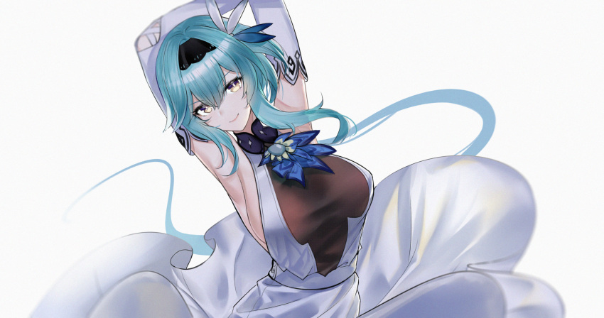 1girl absurdres armpits arms_up backless_dress backless_outfit black_hairband blue_hair breasts closed_mouth detached_sleeves dress elbow_cutout eula_(genshin_impact) genshin_impact hair_between_eyes hair_ornament hairband hand_on_another's_arm head_tilt highres large_breasts lips long_sleeves looking_at_viewer medium_hair sideboob sidelocks simple_background smile solo srpzk upper_body white_background white_dress white_sleeves yellow_eyes