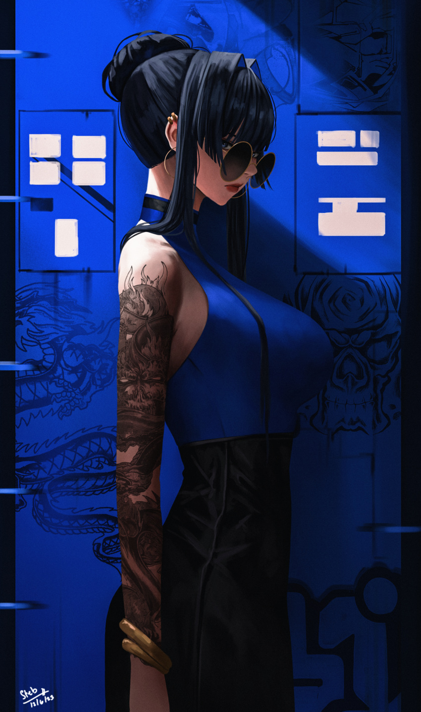 1girl absurdres arm_tattoo black_hair black_skirt blue_background blue_eyes blue_shirt breasts dated earrings from_side gold_bracelet hair_bun high-waist_skirt highres hololive hololive_english hoop_earrings jewelry large_breasts ouro_kronii round_eyewear shirt sidelocks signature single_hair_bun skirt sleeveless sleeveless_shirt solo steb tattoo virtual_youtuber