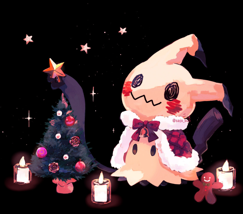 animal_focus black_background candle capelet christmas christmas_tree fur-trimmed_capelet fur_trim gingerbread_man highres mimikyu no_humans pokemon pokemon_(creature) red_capelet simple_background solid_oval_eyes sparkle star_(symbol) su_(sajo_su5) tail wavy_mouth