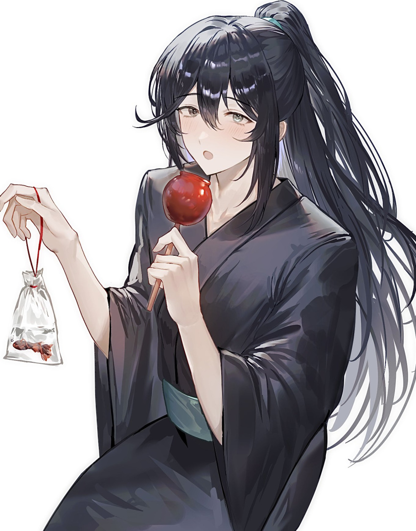 1boy aqua_eyes black_eyes black_hair black_kimono blue_sash blush bonno_sasu candy_apple fish food goldfish hand_up heterochromia high_ponytail highres holding holding_food hong_lu_(project_moon) japanese_clothes kimono limbus_company long_hair long_sleeves open_mouth project_moon sash simple_background solo very_long_hair white_background wide_sleeves yukata