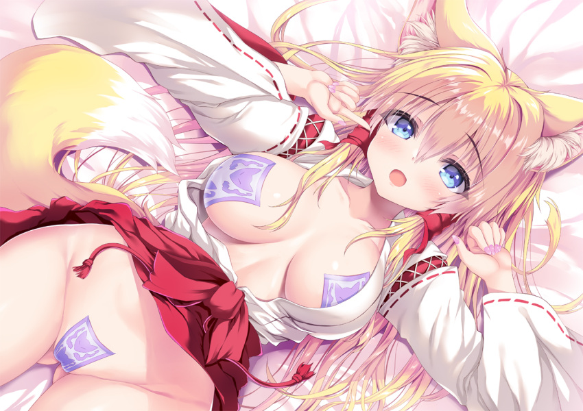 animal_ears blonde_hair breasts clothes_lift fox_ears fox_girl gohei hakama hakama_short_skirt hakama_skirt japanese_clothes kimono large_breasts lifted_by_self maebari miko no_panties ofuda ofuda_on_head ofuda_on_nipples open_clothes open_mouth original pasties red_hakama ribbon-trimmed_sleeves ribbon_trim skirt skirt_lift tabi tateha_(marvelous_grace) white_kimono wide_sleeves yellow_eyes