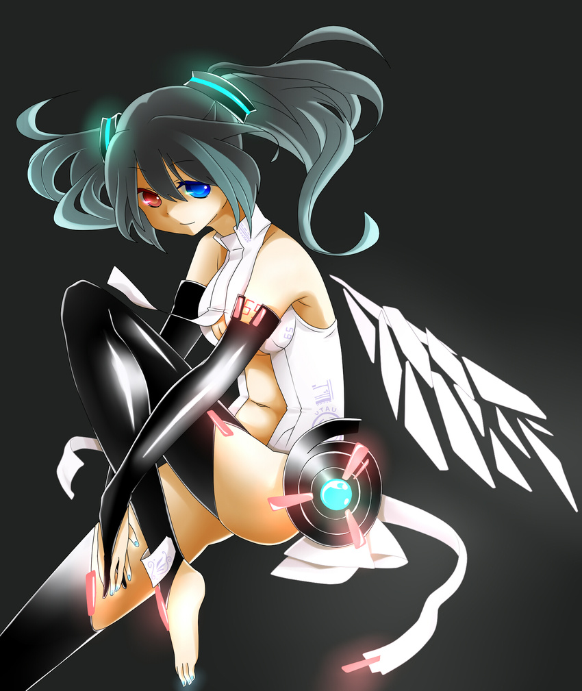 bad_id bad_pixiv_id barefoot black_hair blue_eyes blue_nails bridal_gauntlets cosplay elbow_gloves fingerless_gloves gloves hatsune_miku hatsune_miku_(append) hatsune_miku_(append)_(cosplay) highres long_hair nail_polish navel necktie red_eyes saito_katuo simple_background smile solo thighhighs toes twintails utau vocaloid vocaloid_append wings yokune_ruko zettai_ryouiki