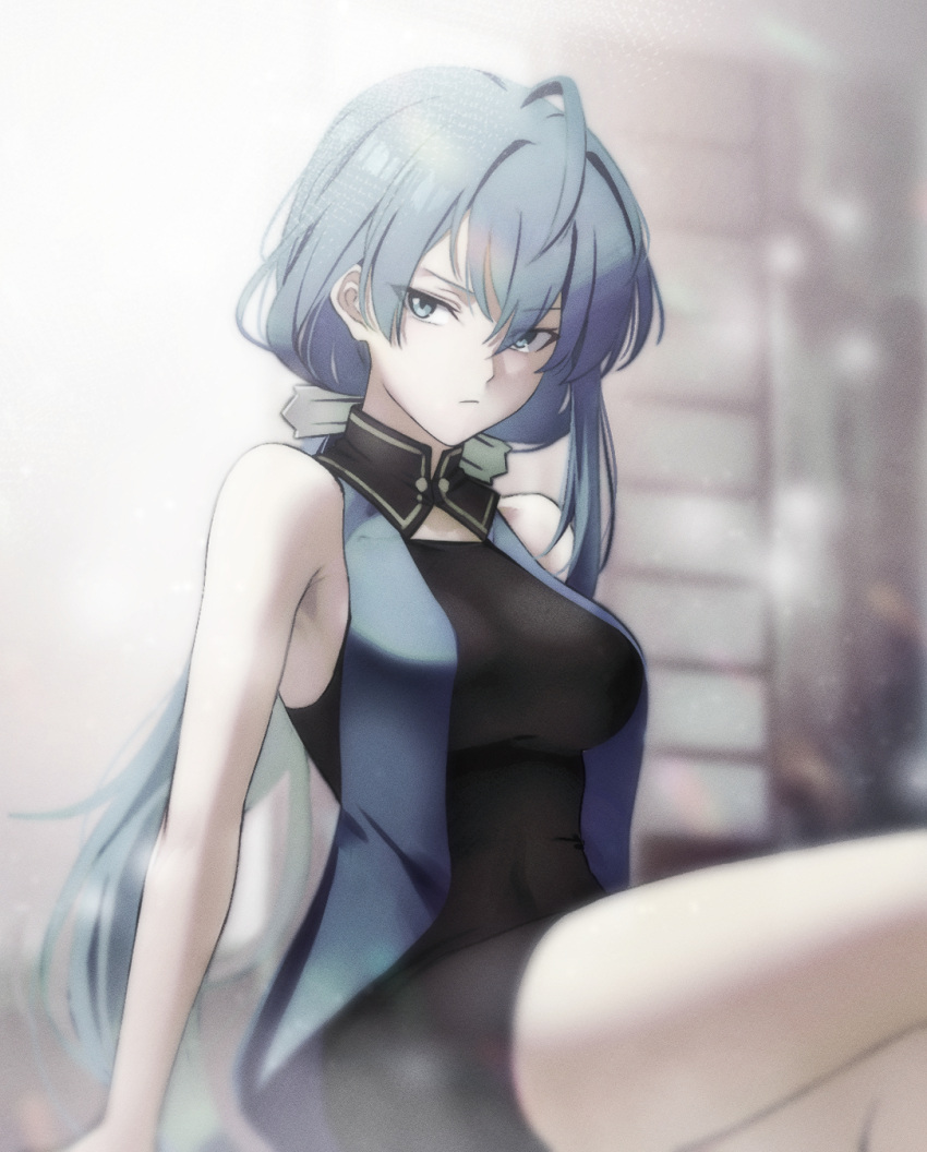 1girl :/ ahoge armpit_crease bare_shoulders black_collar black_dress blue_hair blurry blurry_background blurry_foreground bokeh breasts closed_mouth collar crossed_legs depth_of_field dress film_grain frown grey_eyes highres junu_(jwoo5627) large_breasts light_particles long_hair looking_at_viewer mushoku_tensei nina_farion ponytail sitting sleeveless sleeveless_dress solo thighs