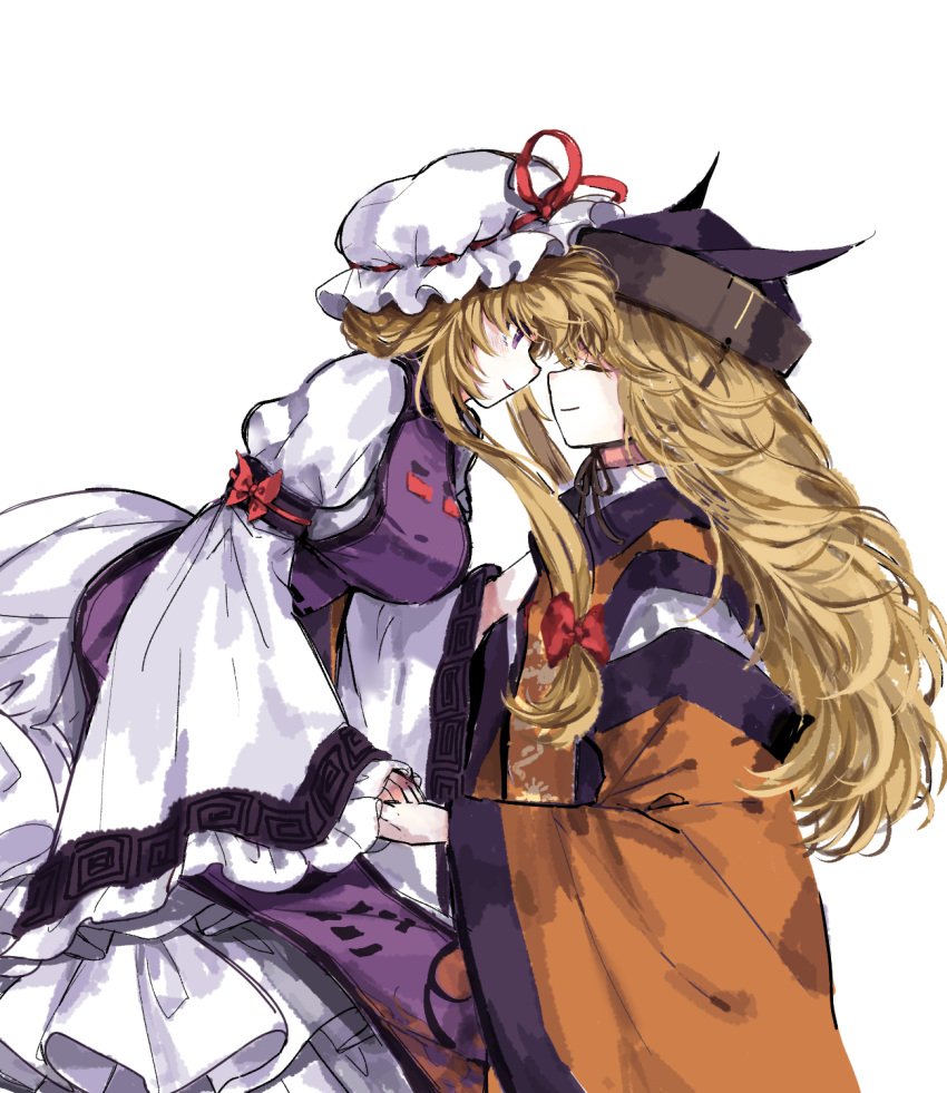 2girls hat highres matara_okina mob_cap multiple_girls purple_eyes simple_background touhou white_background white_sleeves wide_sleeves yakumo_yukari yuki15775 yuri