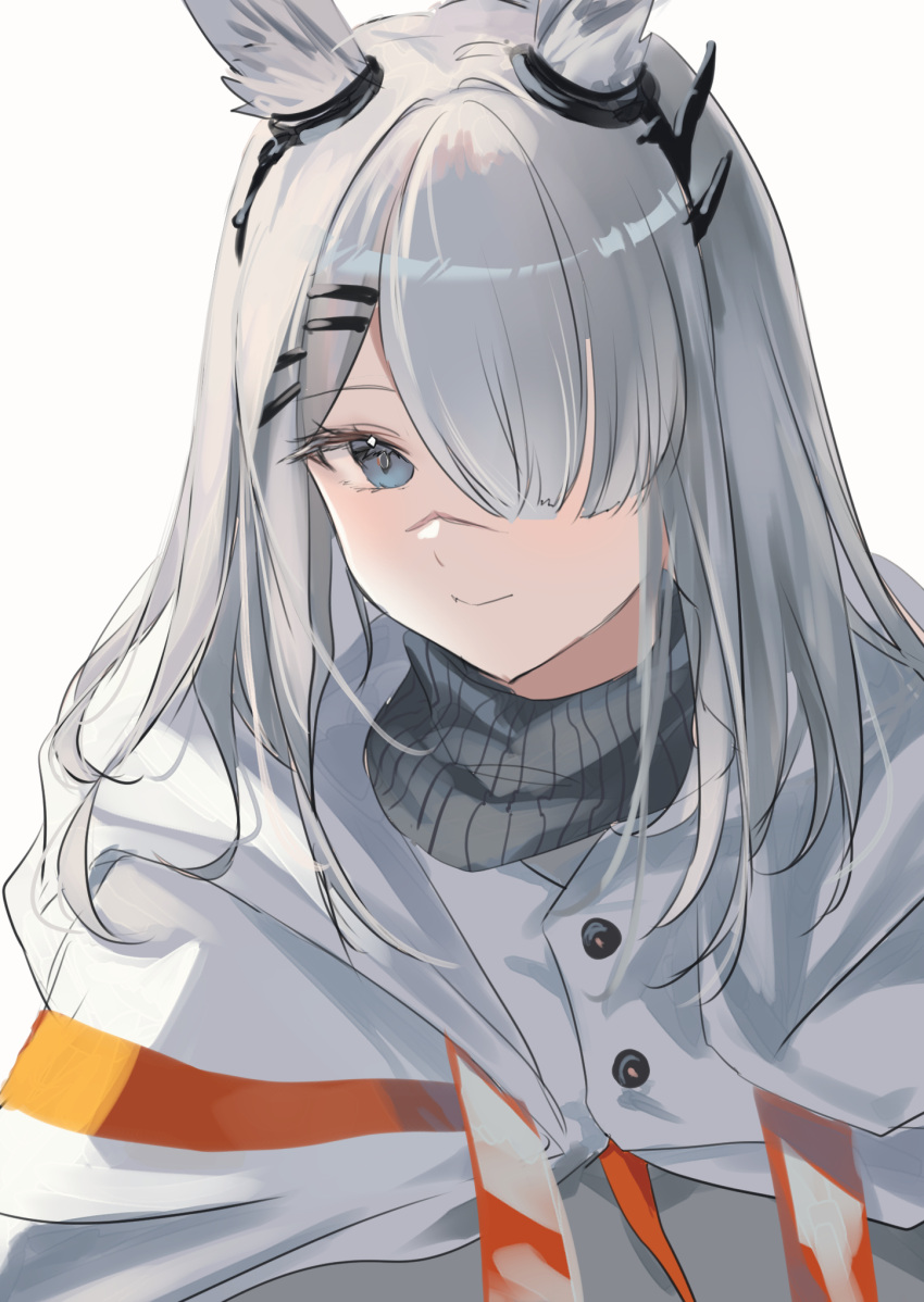 1girl animal_ear_fluff animal_ears arknights black_scarf blue_eyes commentary frostnova_(arknights) grey_hair hair_ornament hair_over_one_eye highres jacket long_hair looking_at_viewer one-hour_drawing_challenge raramente scar scar_on_face scar_on_nose scarf shirt simple_background smile solo upper_body white_background white_jacket white_shirt