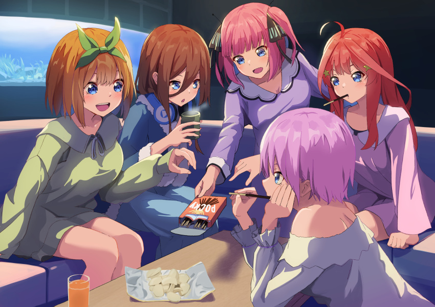 5girls :d alternate_costume aquarium blue_eyes blush brown_hair casual chips_(food) commentary couch cup english_commentary enpera eyebrows_hidden_by_hair feet_out_of_frame food food_in_mouth go-toubun_no_hanayome green_pajamas green_ribbon hair_between_eyes hair_ornament hair_ribbon happy headphones headphones_around_neck highres holding holding_cup holding_food holding_pocky indoors long_hair long_sleeves loungewear medium_hair multiple_girls nakano_ichika nakano_itsuki nakano_miku nakano_nino nakano_yotsuba night off-shoulder_shirt off_shoulder on_couch open_mouth orange_hair pajamas party pink_hair pink_pajamas pocky pocky_in_mouth potato_chips profile purple_pajamas quintuplets red_hair ribbon shirt short_hair siblings sidelocks sisters sitting sleepover smile star_(symbol) star_hair_ornament steam teeth upper_body upper_teeth_only white_shirt wide_sleeves yasuba_yuichi