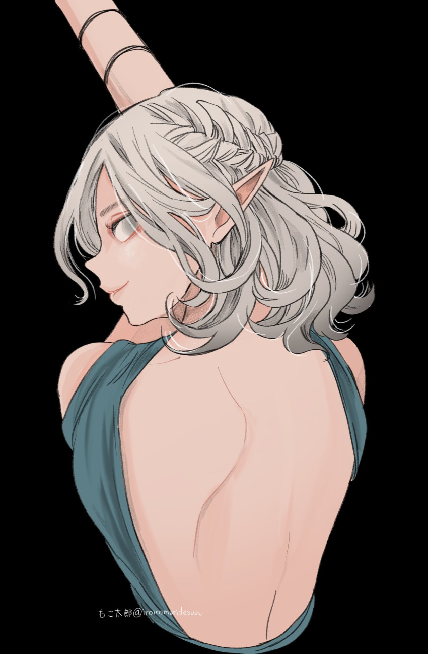 1girl artist_name back_cutout bare_back bare_shoulders black_background clothing_cutout dress from_behind green_dress grey_eyes grey_hair highres iroiromuridesun looking_at_viewer original pointy_ears profile simple_background sleeveless sleeveless_dress smile solo upper_body