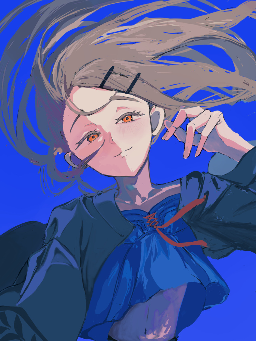 1girl blonde_hair blue_background camisole closed_mouth colored_eyelashes commentary_request floating_hair gakuen_idolmaster grey_robe hair_ornament hairclip hand_up highres idolmaster light_blush light_smile long_hair long_sleeves looking_at_viewer midriff open_clothes open_robe orange_eyes parallel_hairclips parted_bangs red_ribbon ribbon robe rodori shinosawa_hiro sidelighting simple_background solo upper_body white_camisole