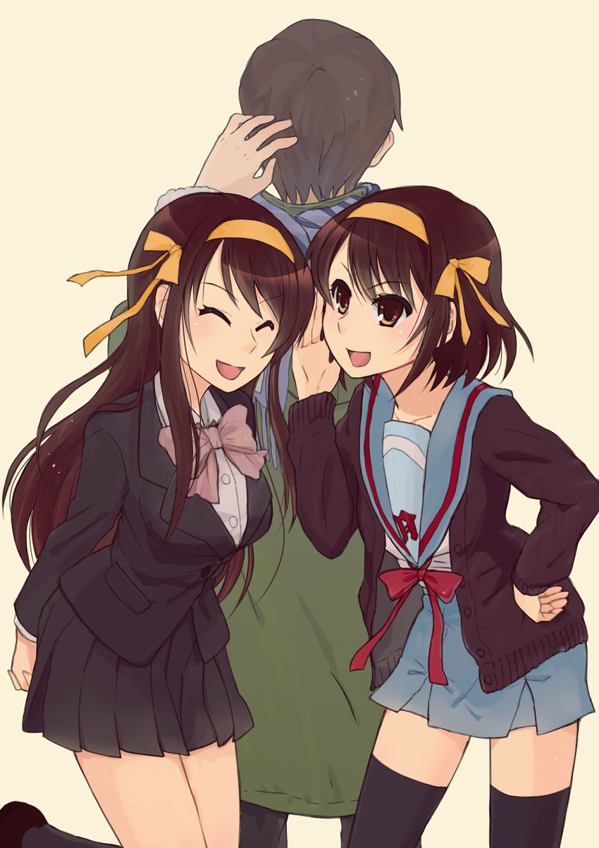 2girls absurdres brown_eyes brown_hair closed_eyes dual_persona hair_ribbon highres kita_high_school_uniform kouyouen_academy_uniform kyon long_hair multiple_girls ribbon school_uniform serafuku short_hair suzumiya_haruhi suzumiya_haruhi_no_shoushitsu suzumiya_haruhi_no_yuuutsu thighhighs ukon