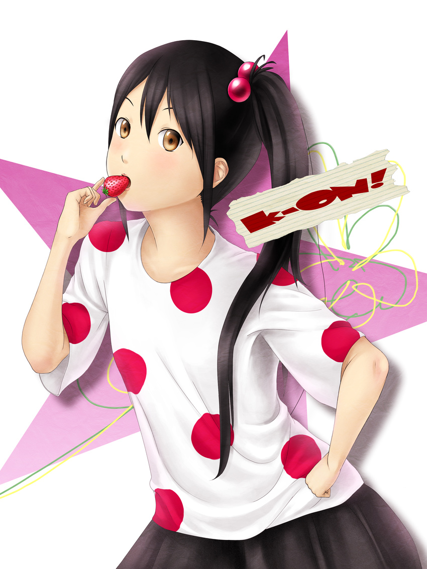 absurdres bad_id bad_pixiv_id black_hair brown_eyes food fruit highres k-on! listen!! long_hair nakano_azusa polka_dot serph_(shrine_1117) side_ponytail solo strawberry