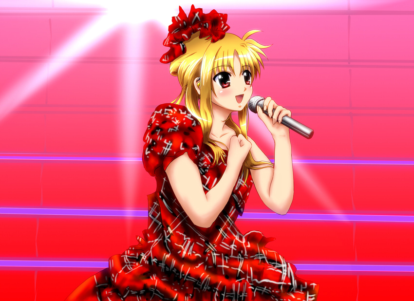 blonde_hair diesel-turbo dress fate_testarossa kouhaku_uta_gassen long_hair lyrical_nanoha mahou_shoujo_lyrical_nanoha_strikers microphone mizuki_nana music real_life red_eyes seiyuu_connection singing solo