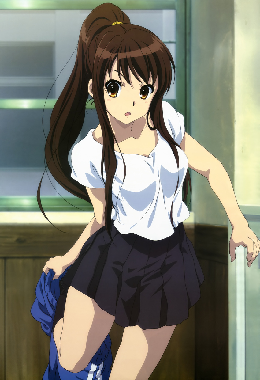 absurdres alternate_hairstyle black_legwear black_skirt blouse blue_pants brown_eyes brown_hair collarbone double_vertical_stripe eyebrows_visible_through_hair gym_shirt highres ikeda_shouko kouyouen_academy_uniform long_hair long_ponytail miniskirt non-web_source nyantype official_art open_mouth pants pleated_skirt ponytail shirt short_sleeves sidelocks skirt socks solo standing standing_on_one_leg striped striped_pants suzumiya_haruhi suzumiya_haruhi_no_shoushitsu suzumiya_haruhi_no_yuuutsu track_pants very_long_hair white_blouse