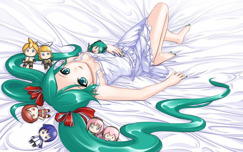 barefoot bed_sheet character_doll chibi crazypen dress green_eyes green_hair hachune_miku hair_ribbon hatsune_miku kagamine_len kagamine_rin kaito long_hair lying megurine_luka meiko nail_polish on_back ribbon solo takoluka twintails upside-down very_long_hair vocaloid wallpaper