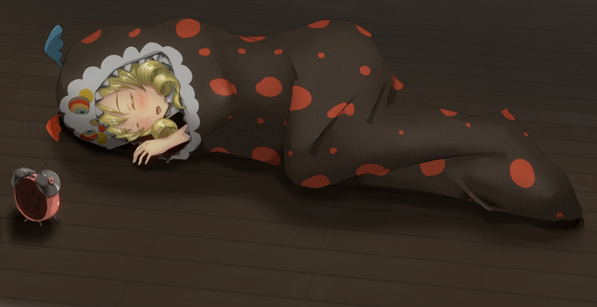 alarm_clock bad_id bad_pixiv_id blonde_hair charlotte_(madoka_magica) charlotte_(madoka_magica)_(cosplay) clock cosplay drill_hair highres indoors mahou_shoujo_madoka_magica mami_mogu_mogu polpon sleeping sleeping_bag solo tomoe_mami wooden_floor