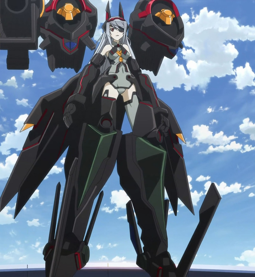 eyepatch grey_hair highres infinite_stratos laura_bodewig mech mecha red_eyes schwarzer_regen schwarzer_roegen stitch stitched