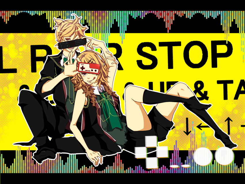1girl :q blonde_hair blue_eyes brother_and_sister controller famicom game_console hair_ornament hairclip highres kagamine_len kagamine_rin remote_control rimocon_(vocaloid) short_hair siblings smile socks tongue tongue_out twins uk17 vocaloid