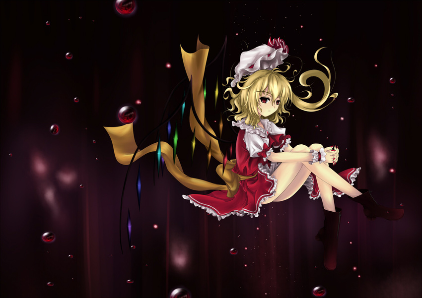 blonde_hair cloudy.r flandre_scarlet hat red_eyes side_ponytail solo touhou wings