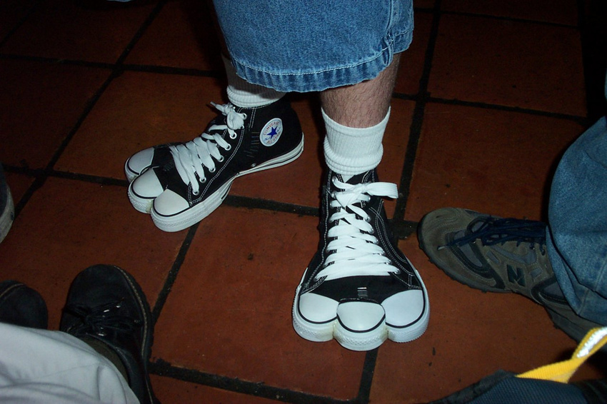 converse_all-stars geemo human modding paws photo real shoes what_has_science_done